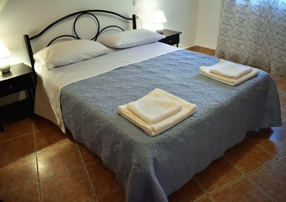 Giannoylas Hoyse{Pigadi Ágios Matthaíos Kültér fotó